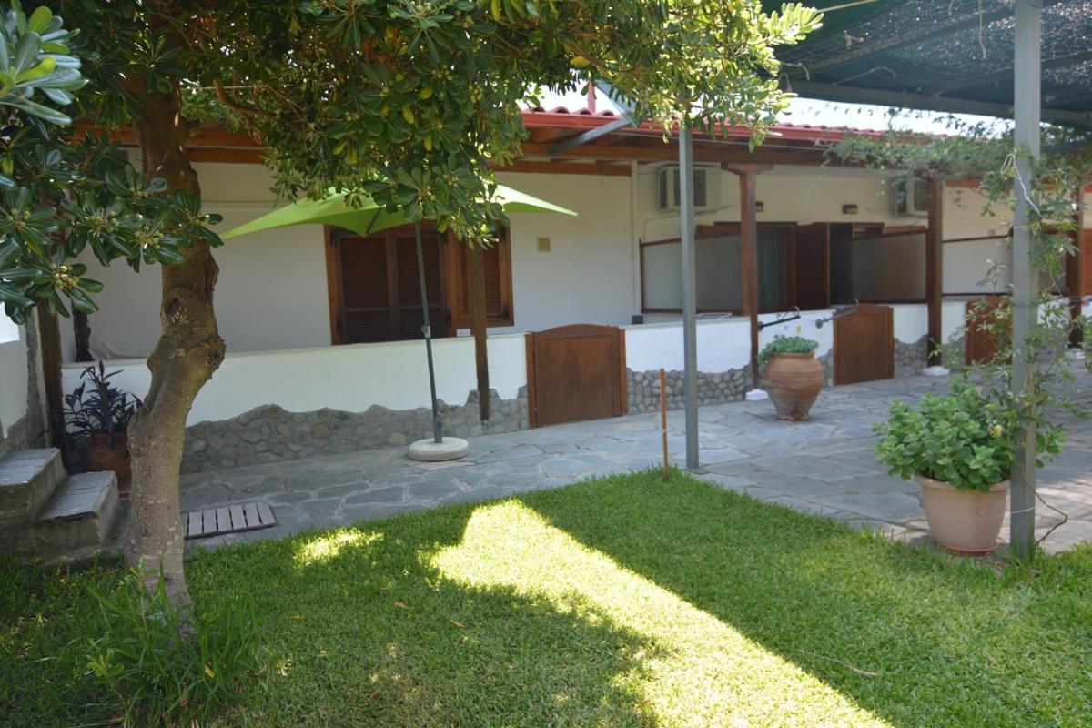 Fantasia Studios And Apartments Neos Marmaras Exterior foto